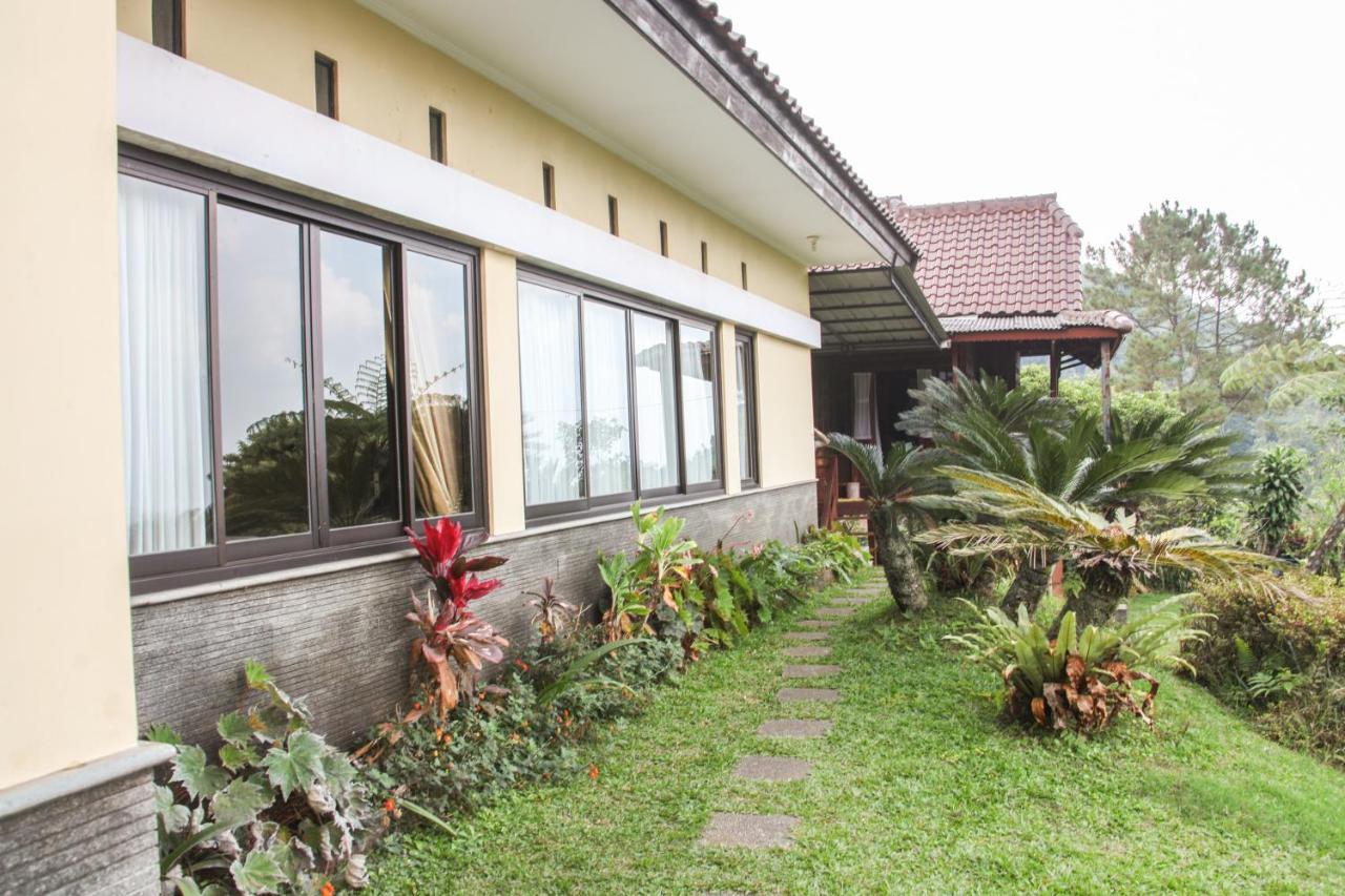 Aldeoz Villa Ciater Sarireja Kültér fotó